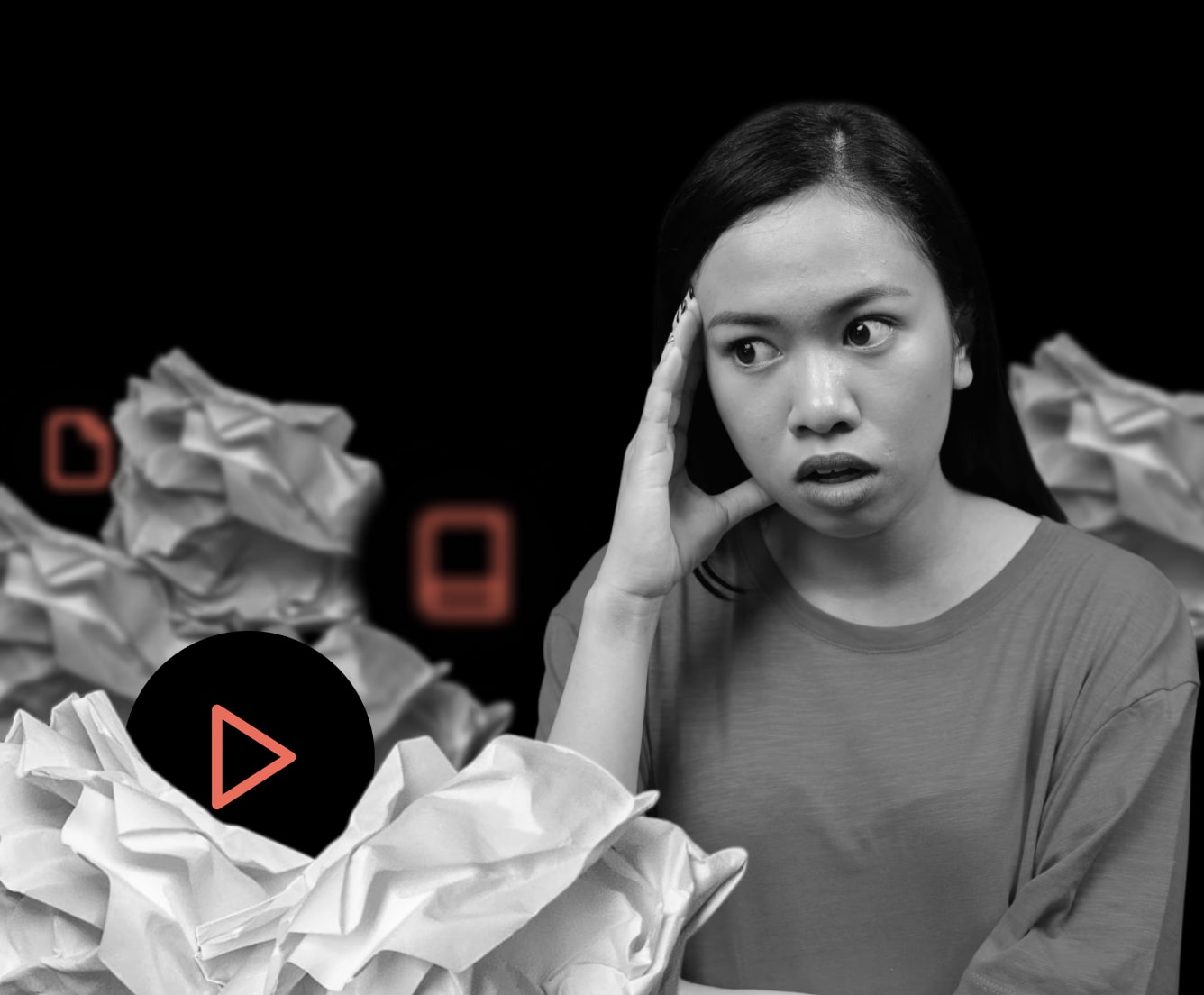 ติวเตอร์กำลังจัดการไฟล์และวิดีโอที่กระจัดกระจาย